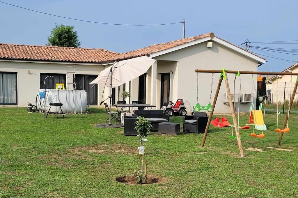 Maison Individuelle Cloturee Villa Coutras Exterior foto